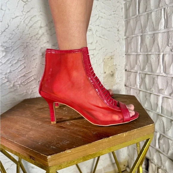 Jessica Carlyle Vibrant Red Mesh Heels - Picture 3 of 12